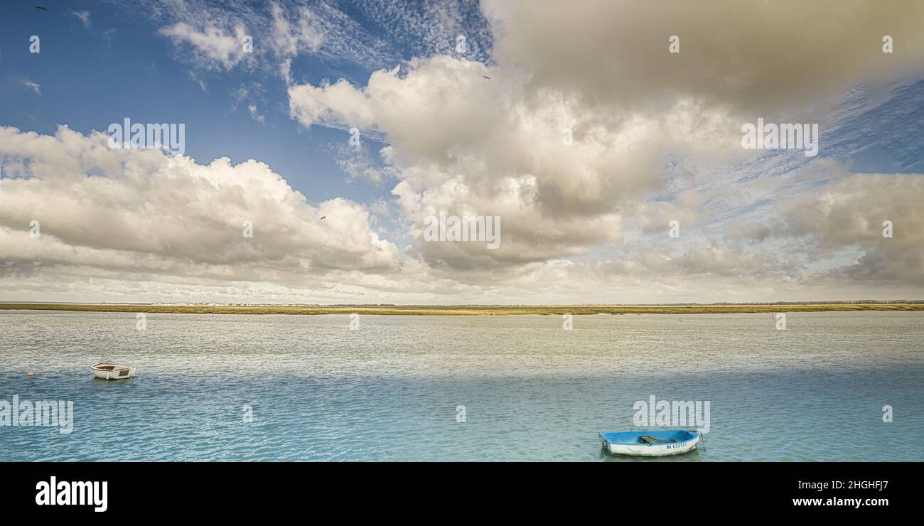 Saint Valery sur Somme, baie de Somme, chenal et reflets dans l'eau, Stock Photo