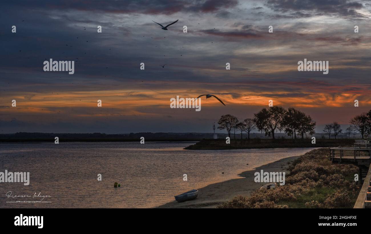 Saint Valery sur Somme, baie de Somme, chenal et reflets dans l'eau, Stock Photo