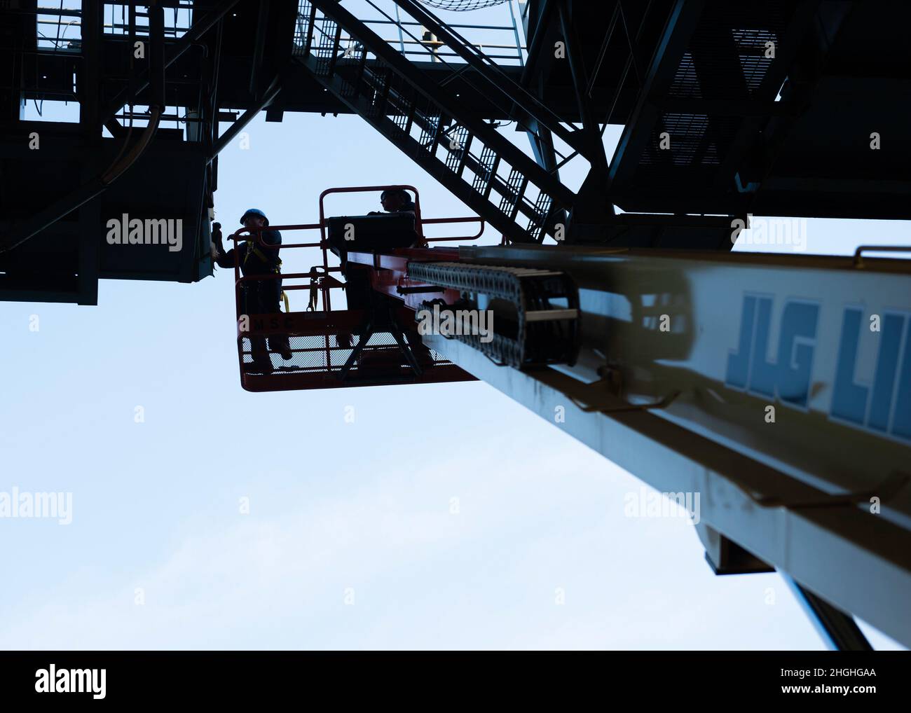 Jlg lift hi-res stock photography and images - Alamy
