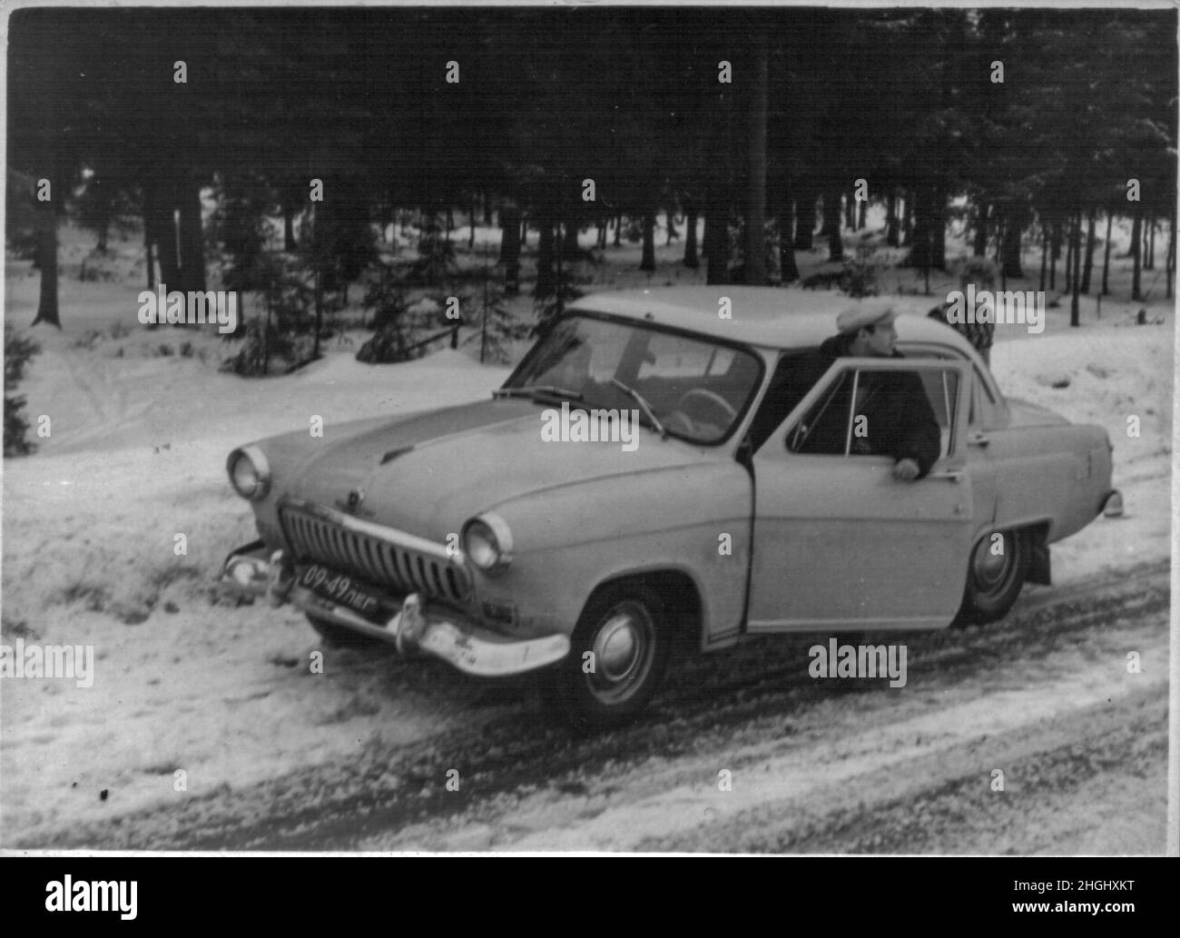 Gaz 24 car Black and White Stock Photos & Images - Alamy