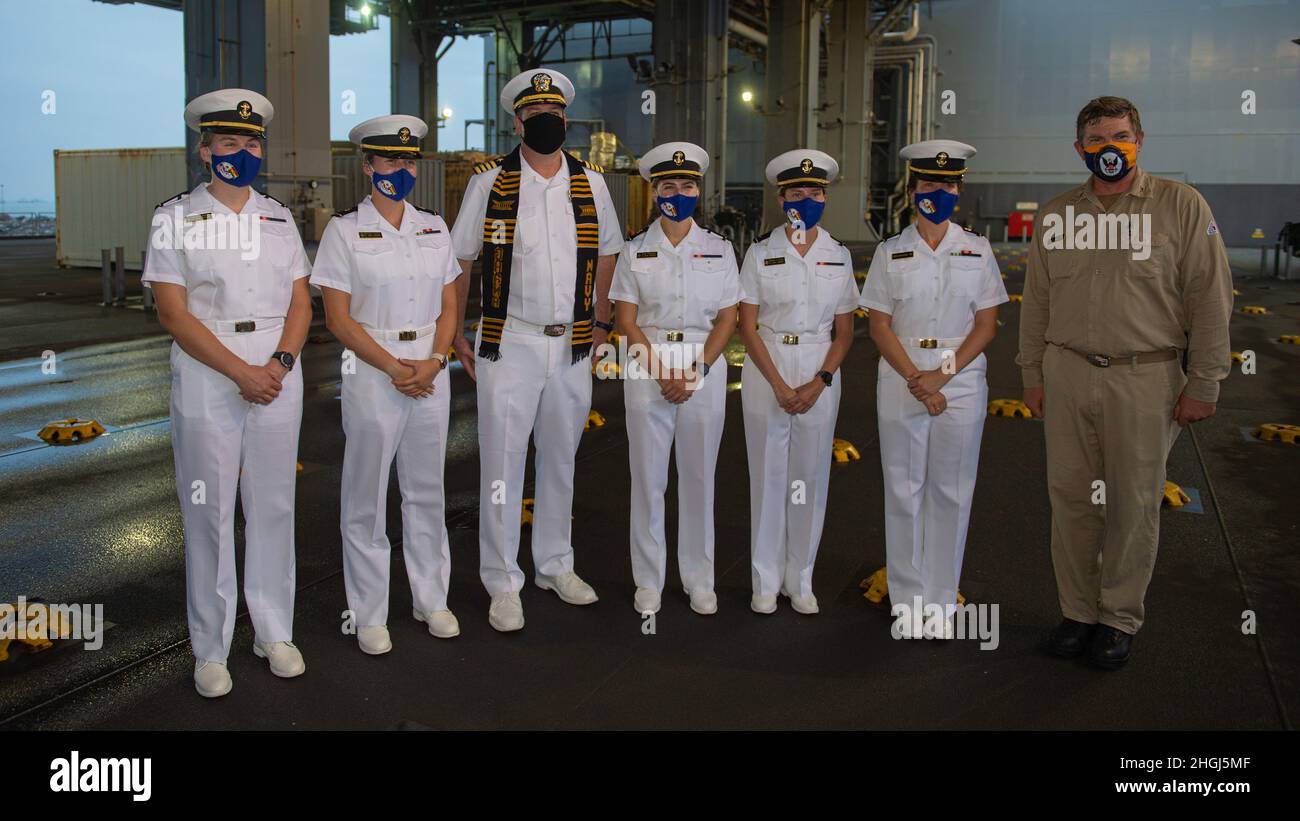 Tema naval base hi-res stock photography and images - Alamy