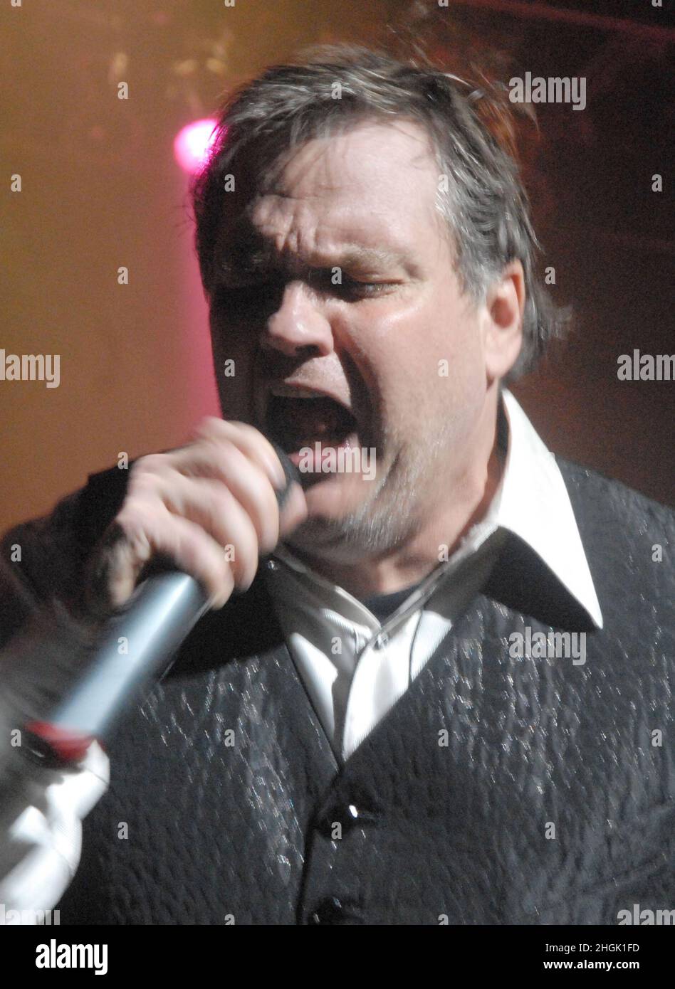 July 18, 2007 - New York, NY, USA - Singer MEAT LOAF performing live in concert  at Madison Square Garden in New York City. (Credit Image: © Jeffrey Geller/ZUMA Press Wire) Stock Photo