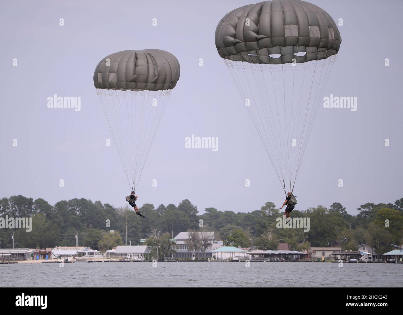 Static line hi-res stock photography and images - Alamy