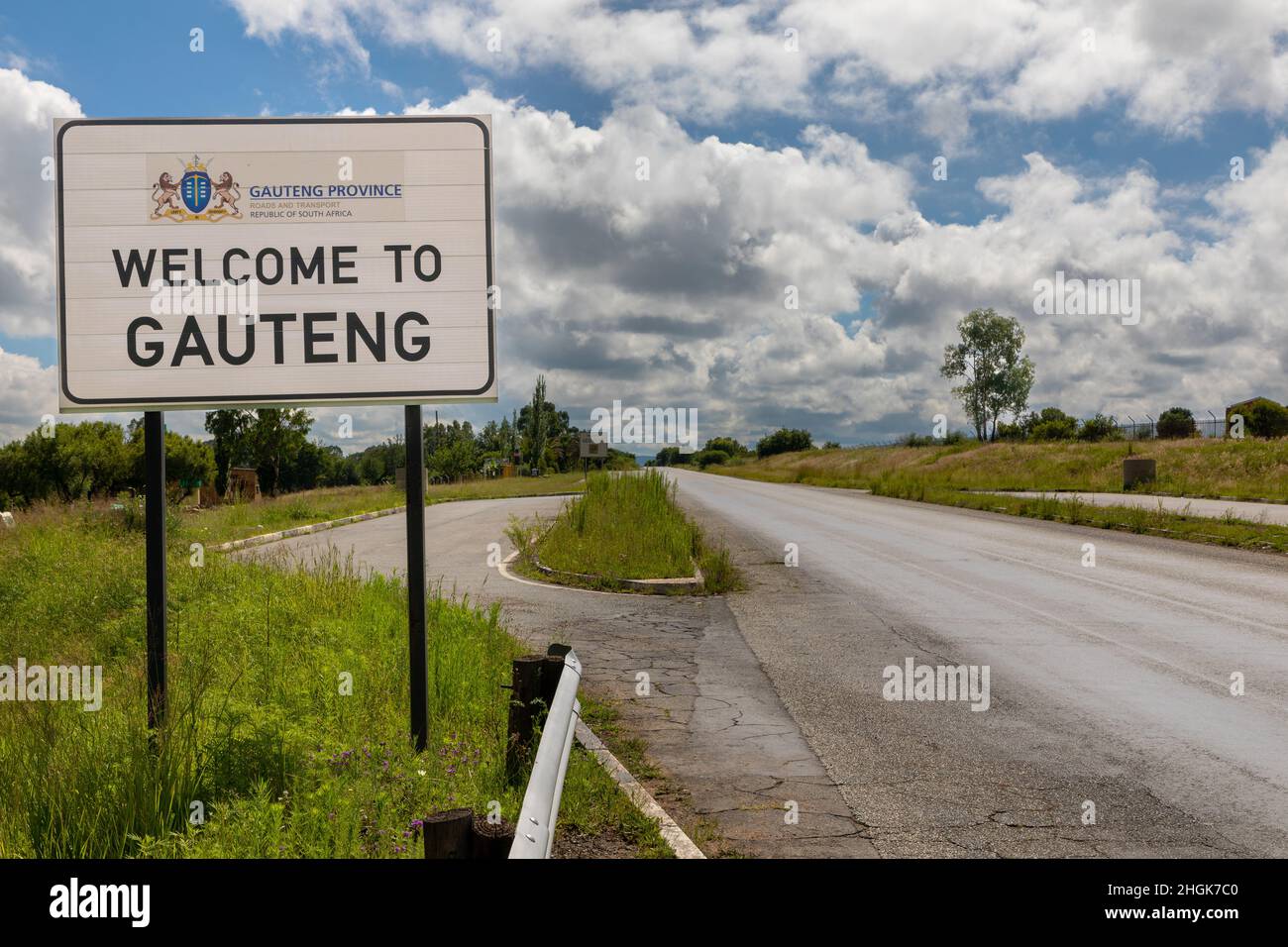 Road sign reading " to Gauteng". This sign is between the