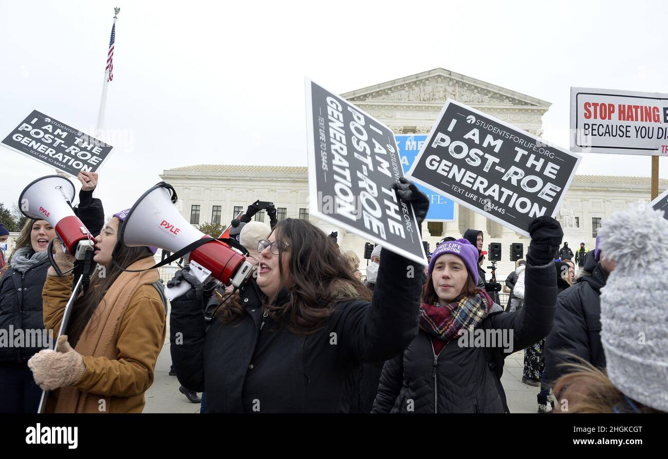 Washington DC, USA. 21st Jan, 2022. March for Life demonstrators hold up signs at the Supreme Court to protest Roe v Wade, on Capitol Hill, Friday, January 21, 2022 in Washington, DC. The pro-life rally marks the anniversary of the Supreme Court's decision allowing abortion. Photo by Mike Theiler/UPI Credit: UPI/Alamy Live News Stock Photo