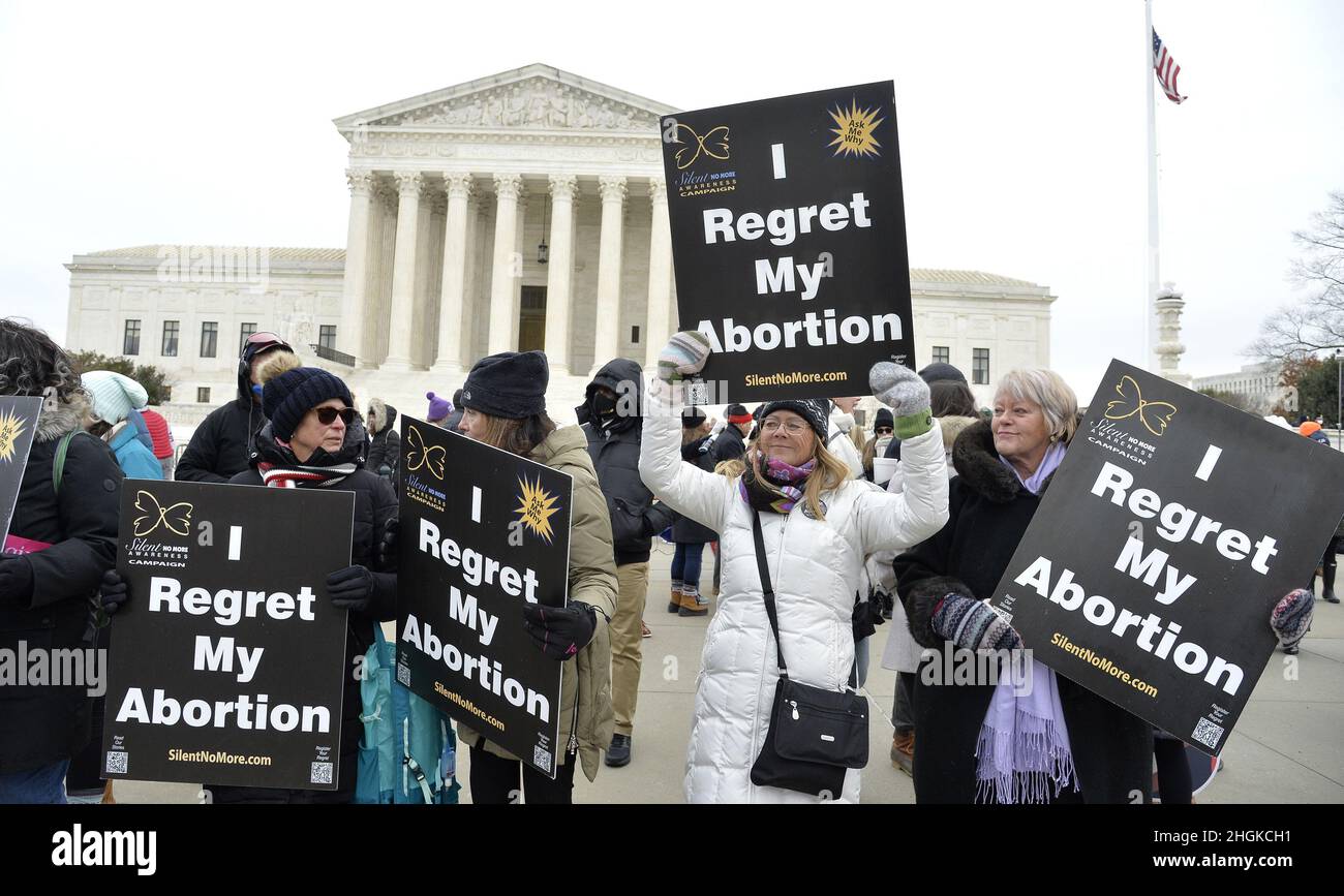 Washington DC, USA. 21st Jan, 2022. March for Life demonstrators hold up signs at the Supreme Court to protest Roe v Wade, on Capitol Hill, Friday, January 21, 2022 in Washington, DC. The pro-life rally marks the anniversary of the Supreme Court's decision allowing abortion. Photo by Mike Theiler/UPI Credit: UPI/Alamy Live News Stock Photo