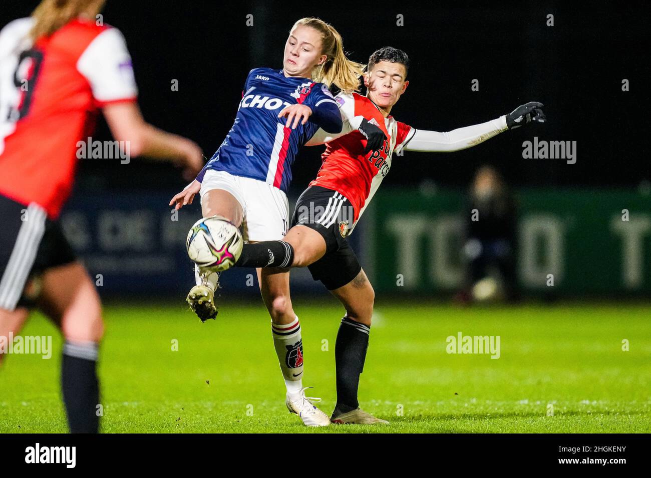 Rotterdam Veerle van der Most of VV Alkmaar, Samantha van Diemen of Feyenoord V1 during the