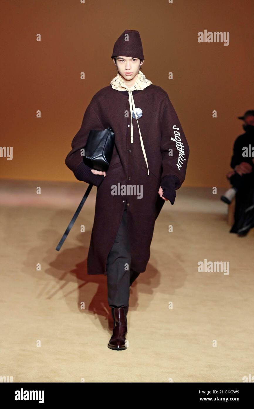 Paris, France. 21St Jan, 2022. A Model Presents A Creation As Part Of Jil Sander's Fall/Winter 2022-2023 Collection Show During The Men's Fashion Week In Paris, France, On Jan. 21, 2022. Credit: