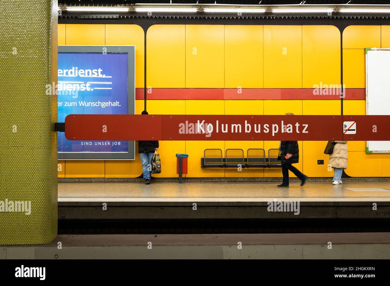 Munich, Germany. 21st Jan, 2022. U-Bahn riders wait on the platform at Kolumbusplatz. While cases of Covid-19 continue to surge, there is resistance from both politicians and the public to put further restrictions in place. The seven-day incidence in the city of Munich has reached 1,122. Yet, many people could be seen shopping on the afternoon of January 21, 2022. (Photo by Alexander Pohl/Sipa USA) Credit: Sipa USA/Alamy Live News Stock Photo