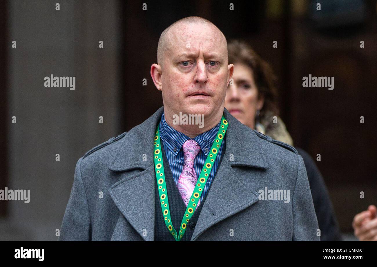 London, England, UK. 21st Jan, 2022. Hypnotist Alex Smith (Stage name ...