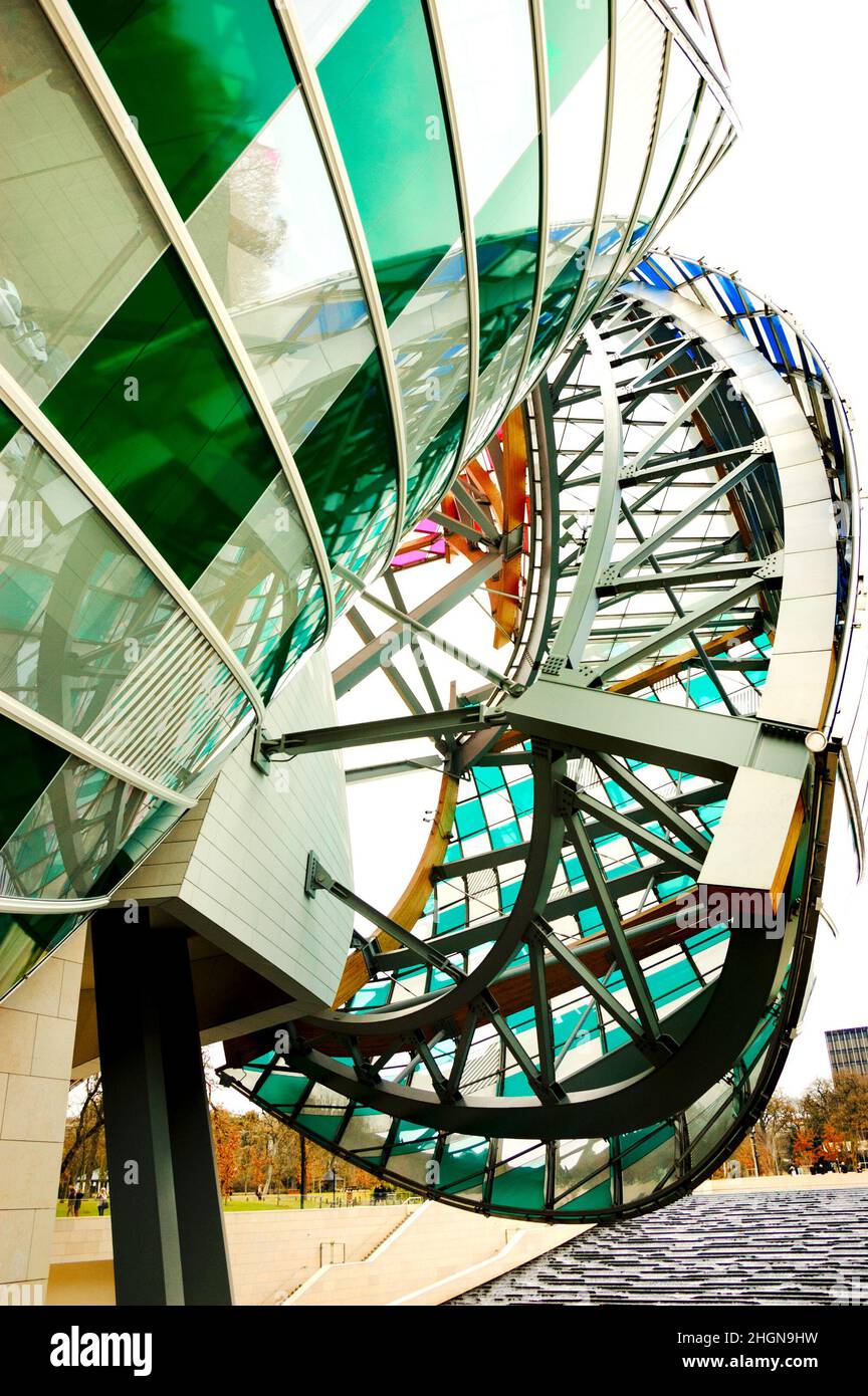 Paris, France. Louis Vuitton Foundation art museum and cultural center ...