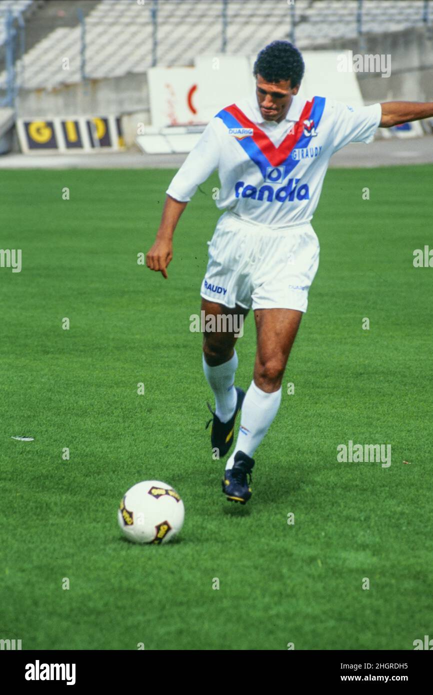 Vieux Porte-clés Olympique Lyonnais - OL - Saison 1990-91 - Argenté - Collection