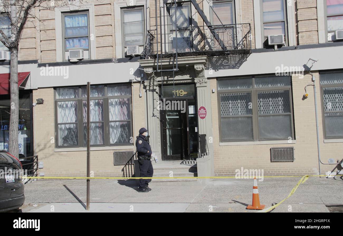 Harlem, USA. 22nd Jan, 2022. (NEW) Tragic shooting of 2 NYPD officers ...