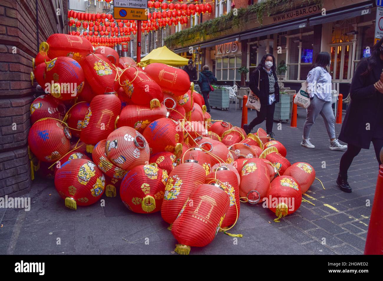 Installed ahead hires stock photography and images Alamy