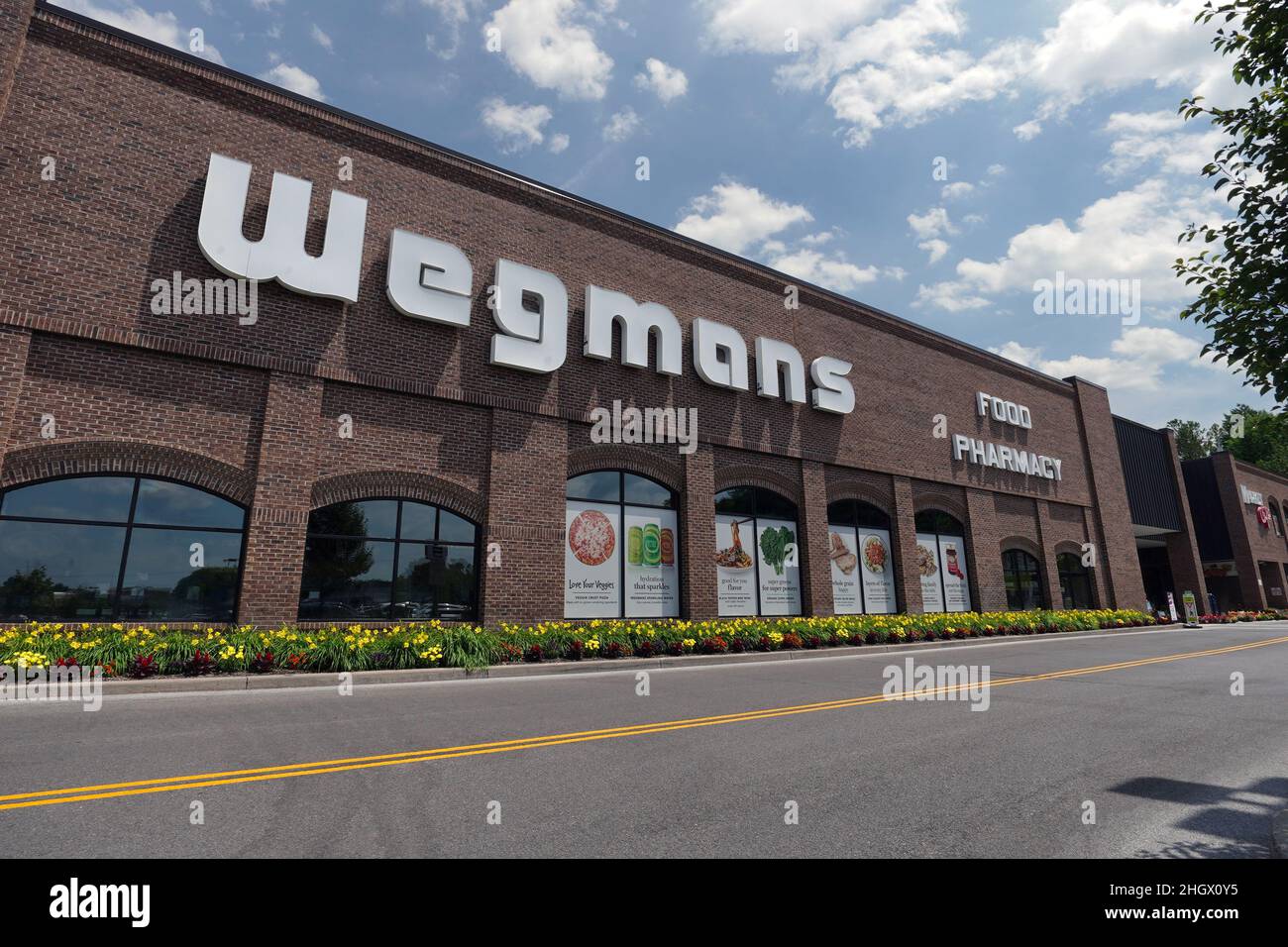 Syracuse, NY, USA. June 27th, 2021. Wegmans Food Market Stock Photo Alamy