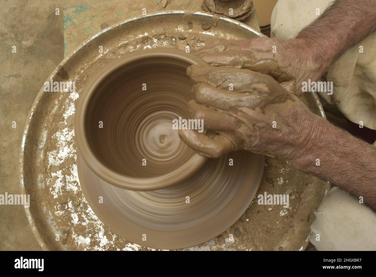 Pulwama, India. 26th June, 2021. Kashmiri potters who are keeping alive