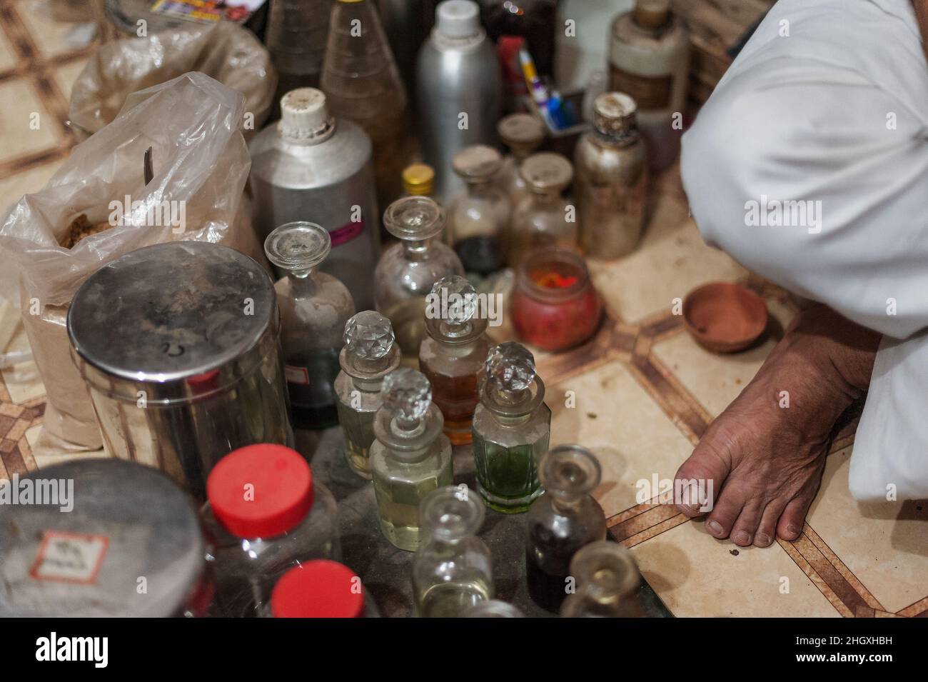 Spice and perfume workshop in the old city of Varanasi, India Stock Photo