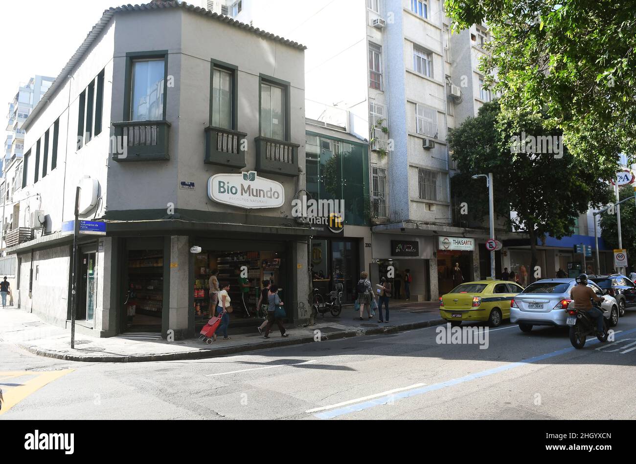 Rio de Janeiro, Brazil,May 11, 2021.Shopping stores in botafogo ...
