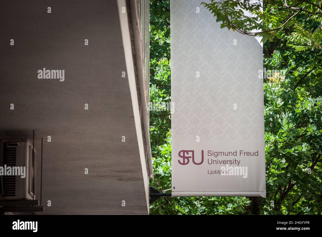 Sigmund freud university logo hires stock photography and images Alamy