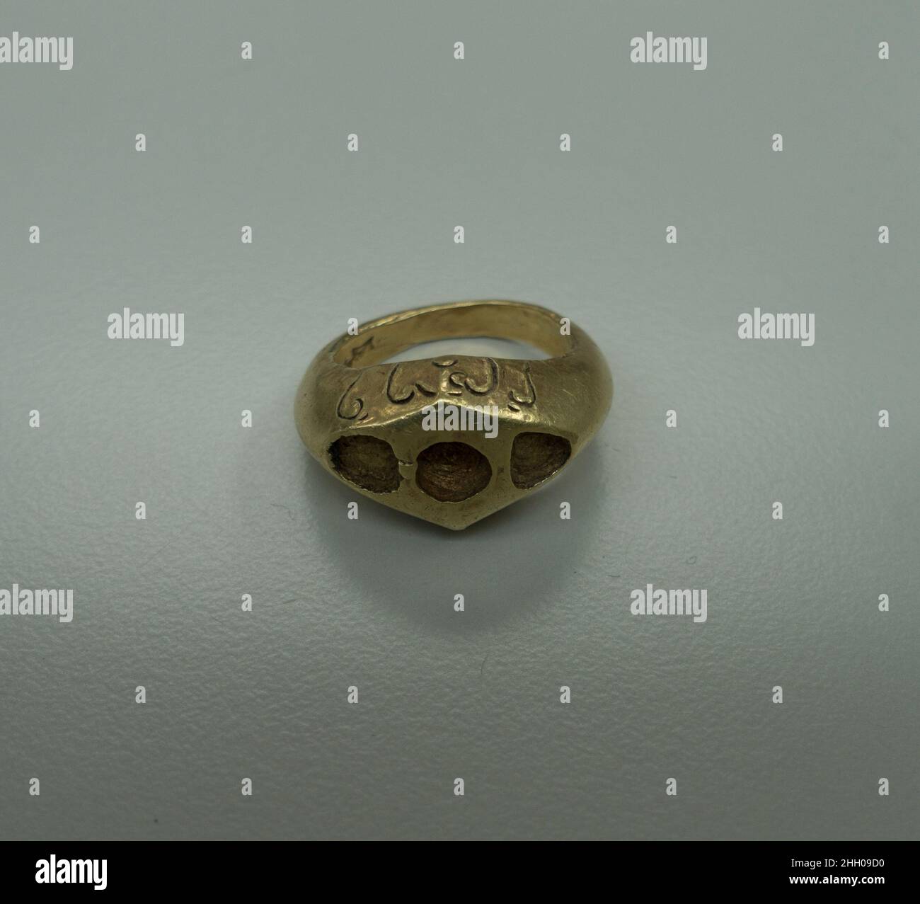 The End Java Rings Second half of the 10th century hi-res stock photography and images - Alamy
