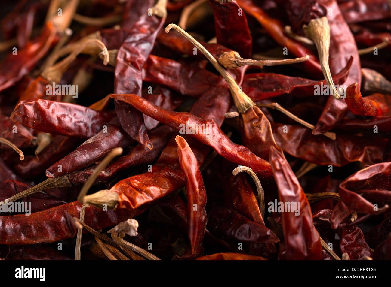 Hot dry red chilli hi-res stock photography and images - Alamy