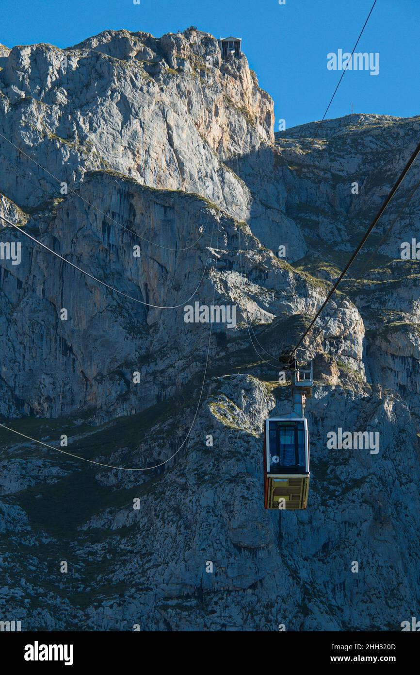Cable Car From Fuente De To El Cable In National Park Picos De Europa 
