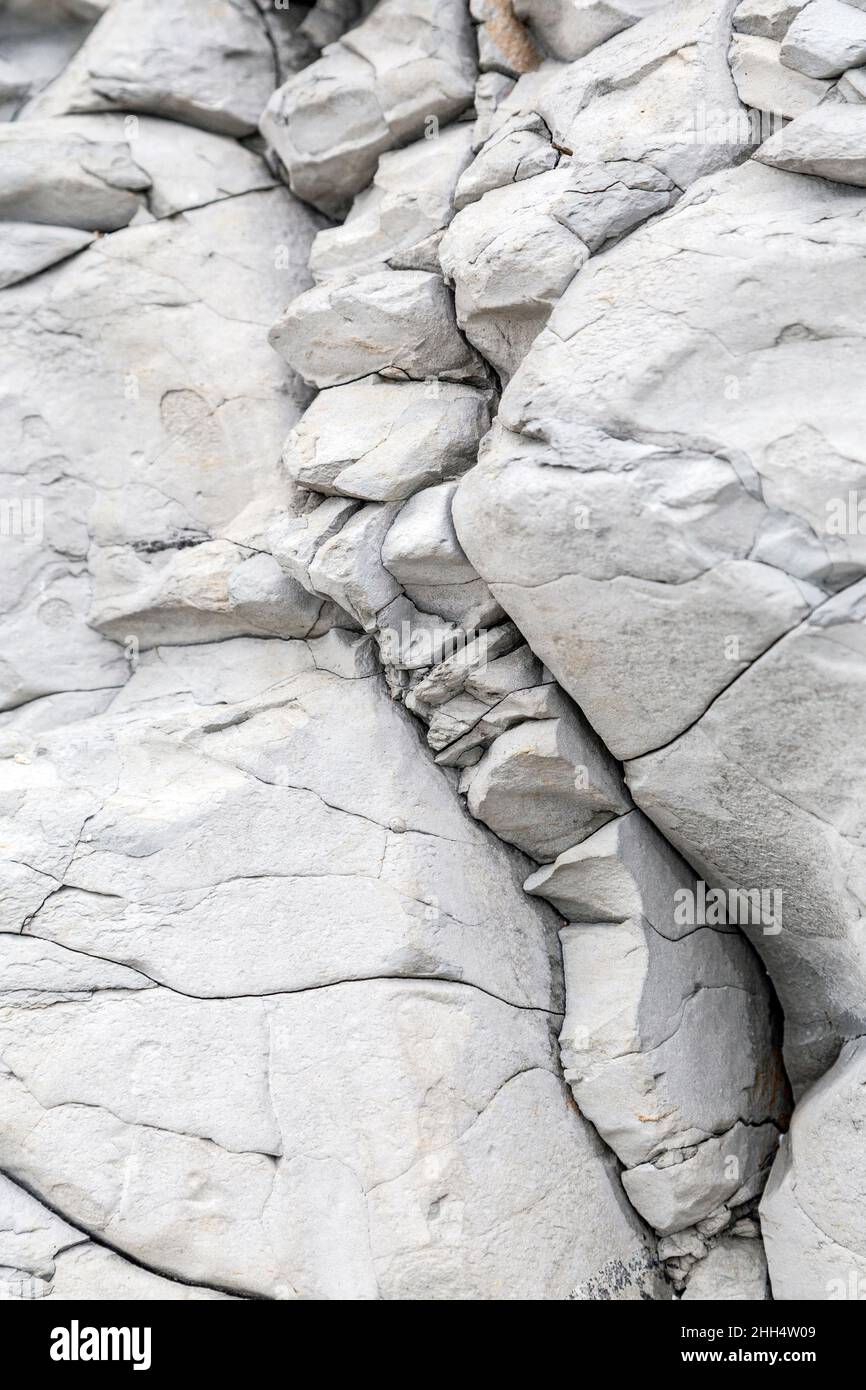 Close-up of cracked chalk cliffs of Beachy Head, Eastbourne, UK Stock Photo