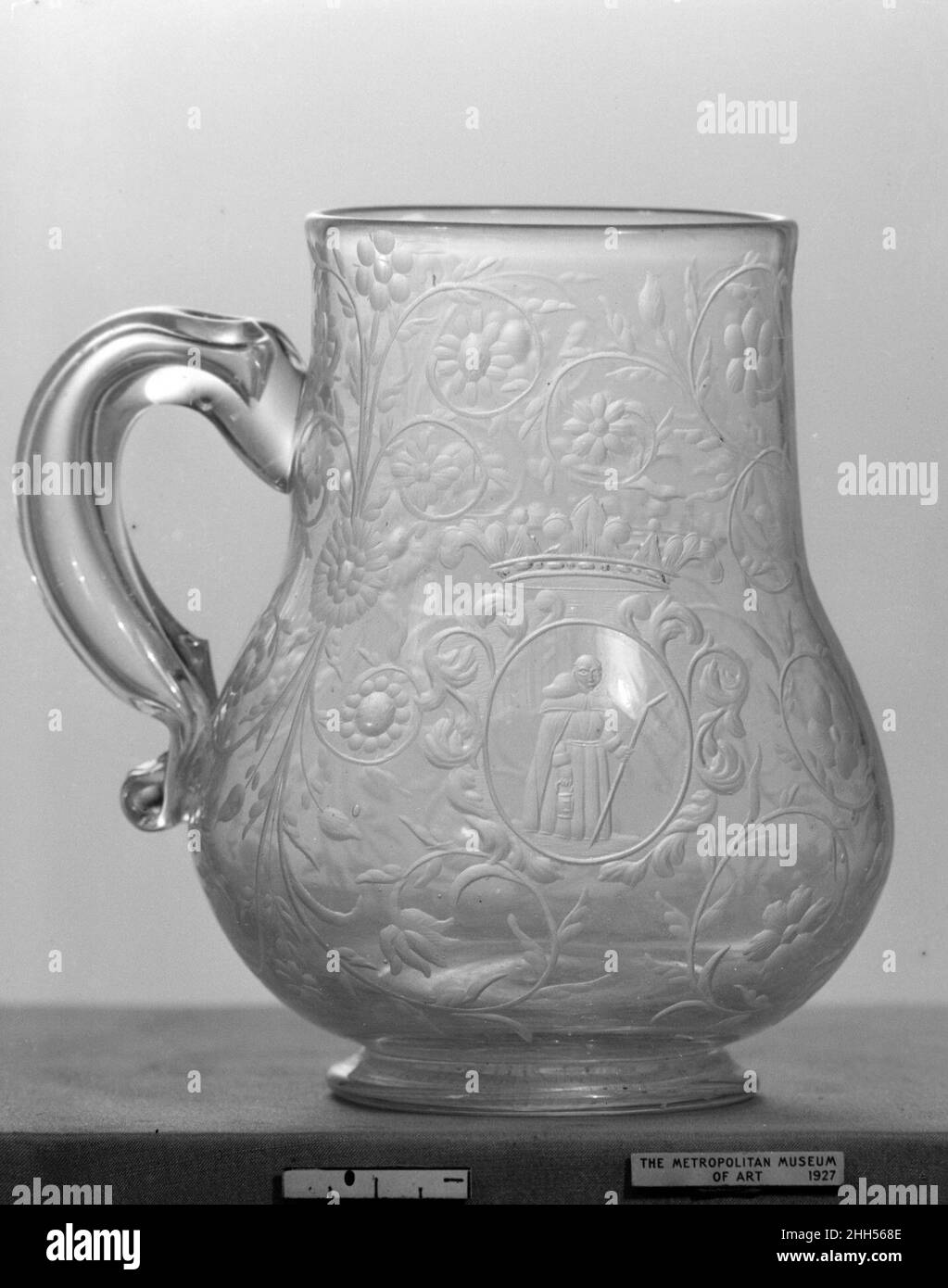 Mug ca. 1720 German, Potsdam with Thuringia or Nuremberg decoration