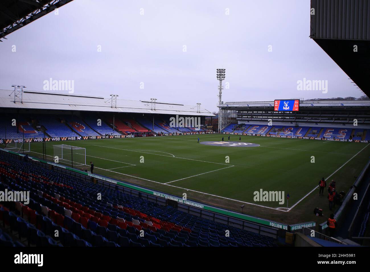 London, UK. 23rd Jan, 2022. A General view of inside the Selhurst Park stadium prior to kick off. Premier league match, Crystal Palace v Liverpool at Selhurst Park stadium in London on Sunday 23rd January 2022. this image may only be used for Editorial purposes. Editorial use only, license required for commercial use. No use in betting, games or a single club/league/player publications. pic by Steffan Bowen/Andrew Orchard sports photography/Alamy Live news Credit: Andrew Orchard sports photography/Alamy Live News Stock Photo