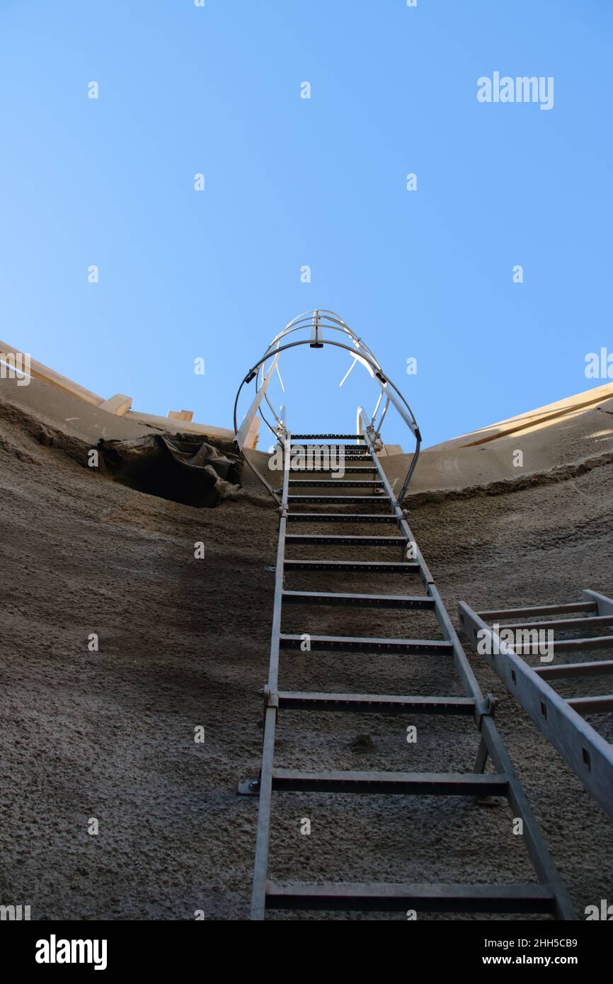 Safety bracket on a ladder in an excavation Stock Photo Alamy