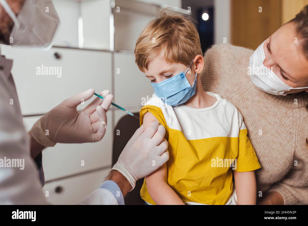 Mature mother and son doctor hi-res stock photography and images - Alamy