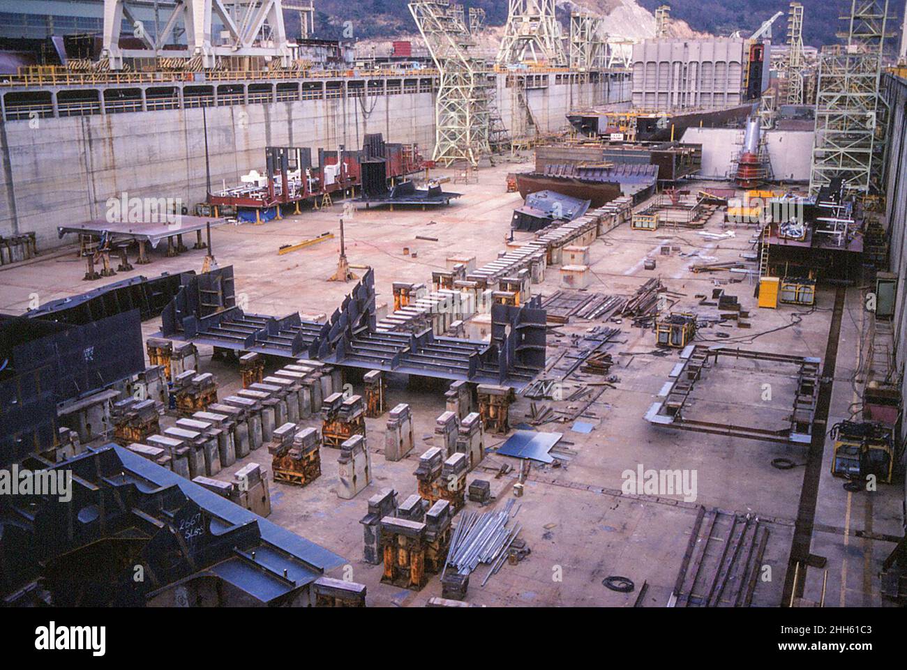 Ship construction in dry dock at Aioi shipyard, Japan, April 1978 Stock Photo