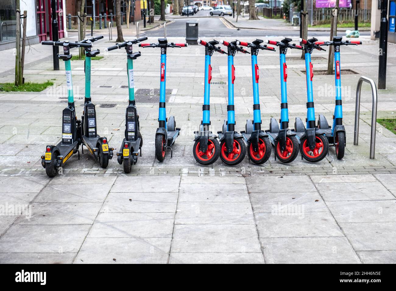 london-e-scooters-parking-hi-res-stock-photography-and-images-alamy