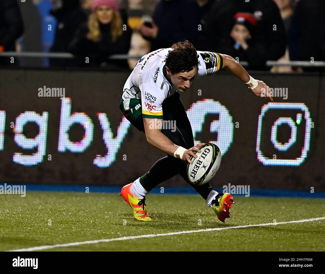 Barnet, United Kingdom. 23rd Jan, 2022. Heineken Challenge Cup ...
