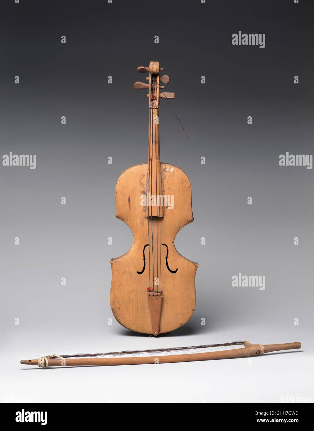 Violin late 19th century Papuan New Guinean (New Ireland) Description