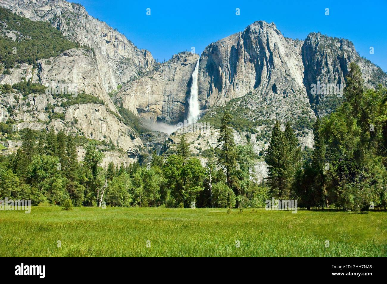 Yosemite national park falls hi-res stock photography and images - Alamy