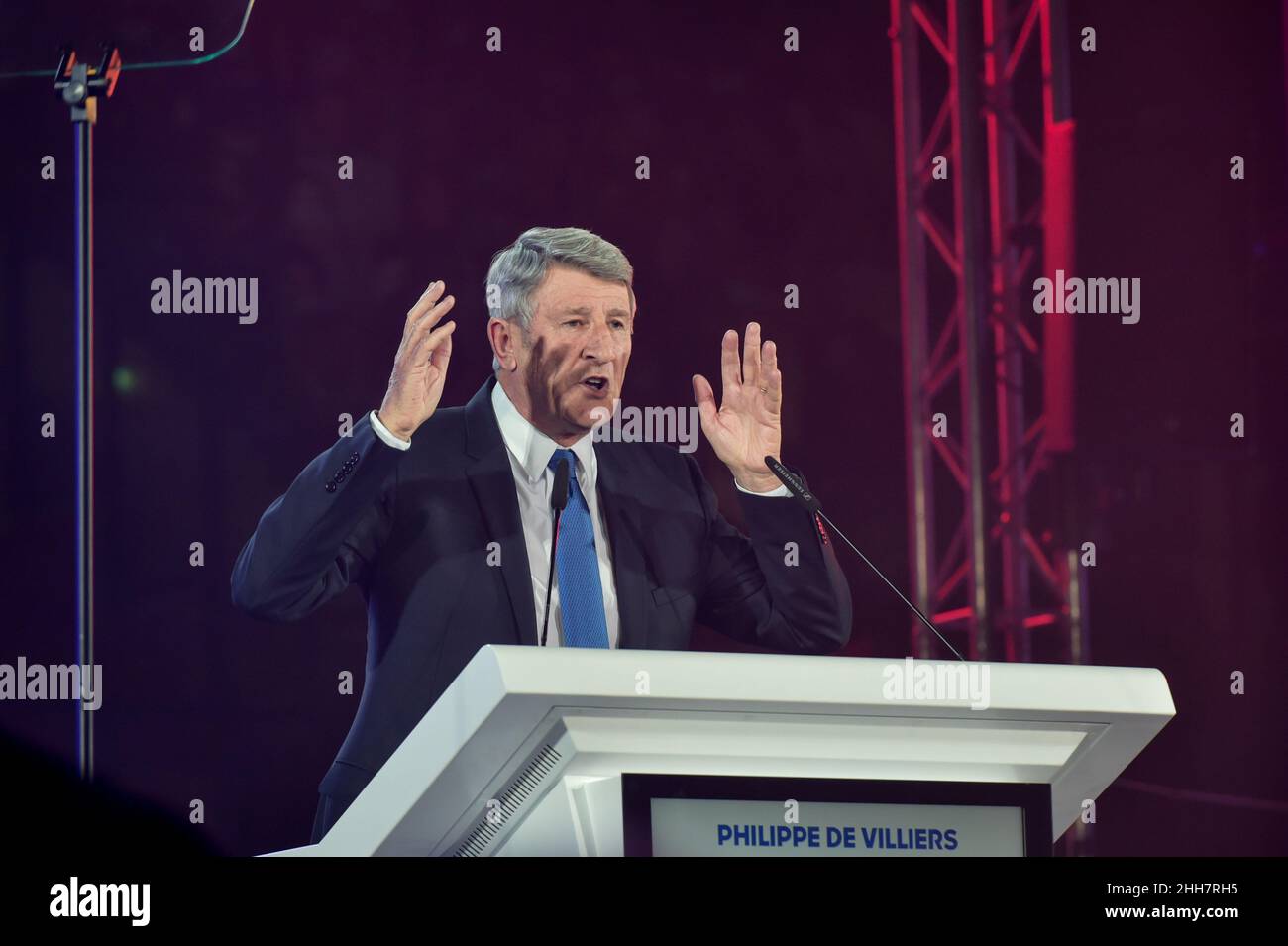 Philippe De Villiers, historical figure of the Catholic right and ...