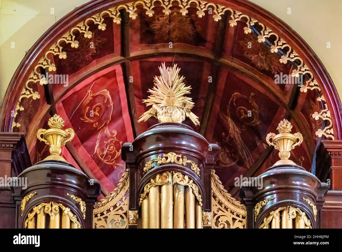 Cathedral santiago instrument hi-res stock photography and images - Alamy