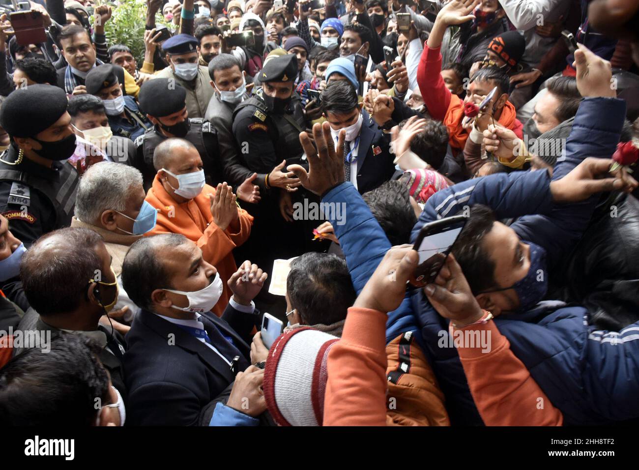 Yogi adityanath campaigning hi-res stock photography and images - Alamy