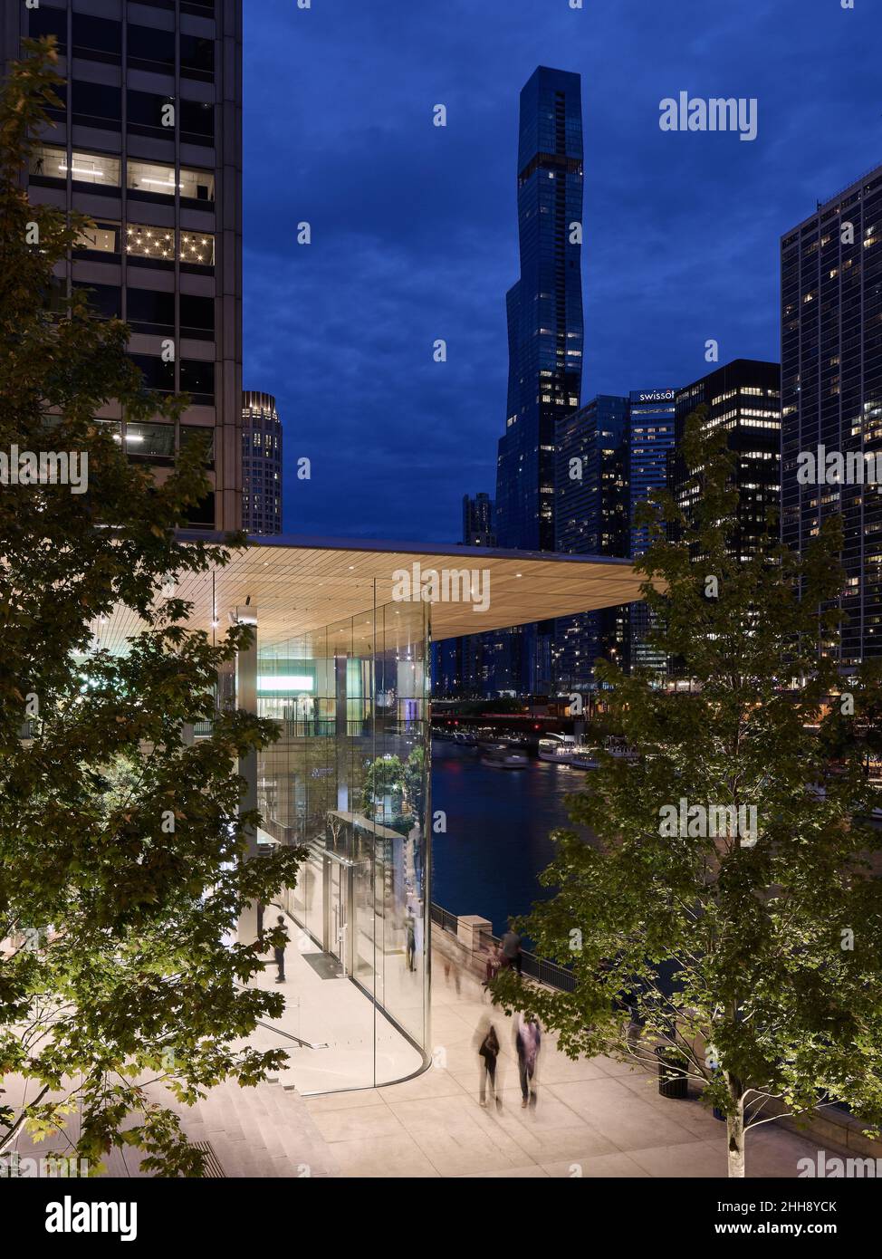 New Apple Store made our of glass on Michigan Avenue - Chicago, IL Stock  Photo - Alamy