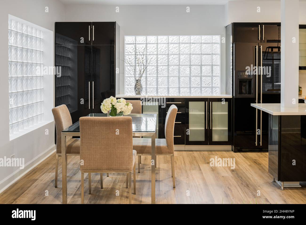 Residential Interior - Dining Room Stock Photo