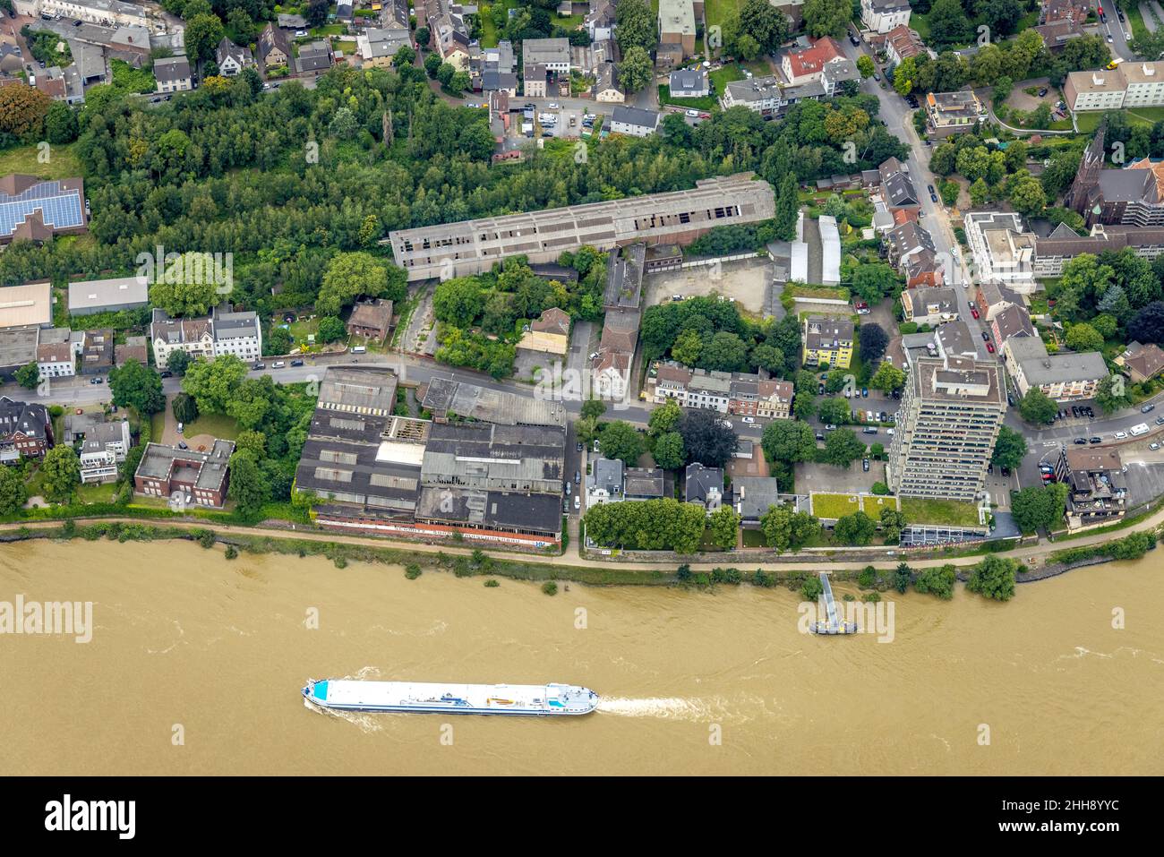 33+ Rhein Garten, Stylish rooms, rhine views, fine dining, and an