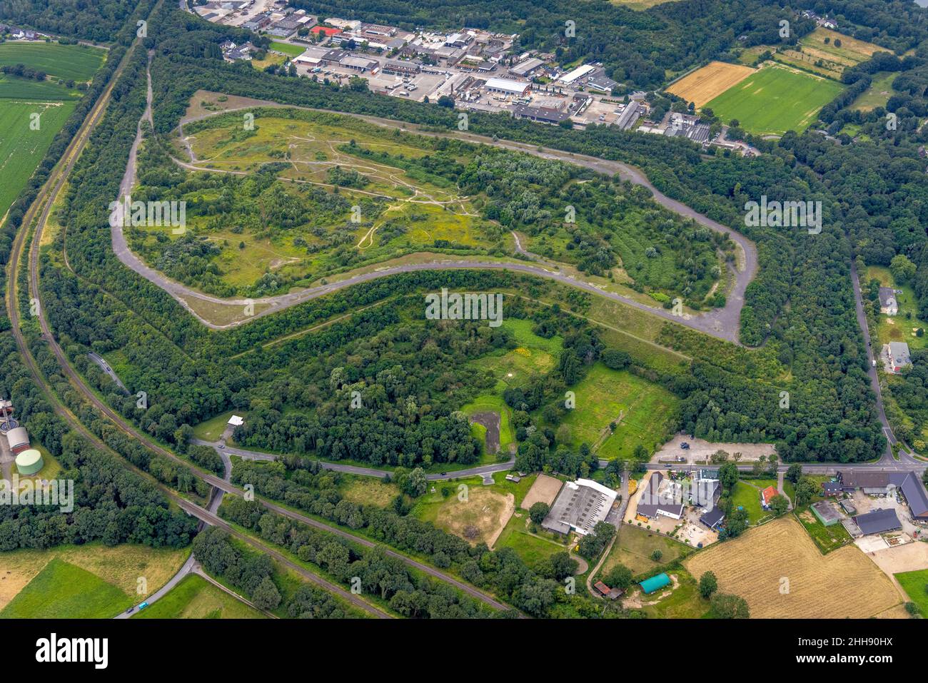 Aerial photograph, brownfield Lohmannsheide slag heap on Grafschafter Straße for planned