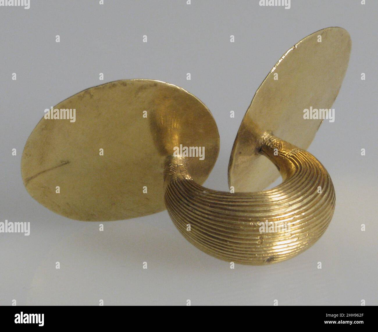 Ireland bronze age gold hi-res stock photography and images - Alamy
