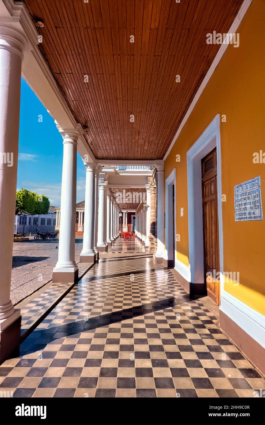 Spanish colonial architecture in beautiful Granada, Nicaragua Stock Photo