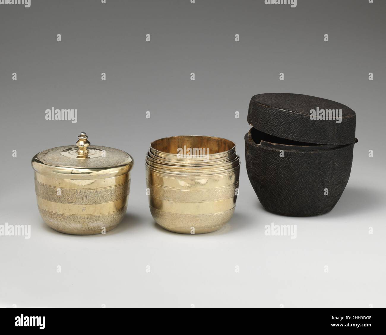 Nested Beakers 89 months hi-res stock photography and images - Alamy