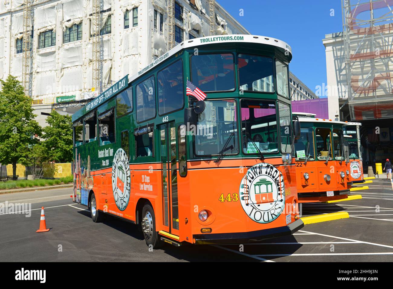 Town center trolley service hi-res stock photography and images - Alamy