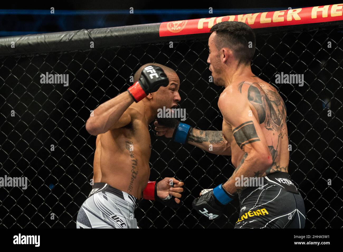 Anaheim, California, USA. 23rd Jan, 2022. UFC 270: Ngannou vs Gane: Saimon Oliveira exchanging punches with Tony Gravely. (Credit Image: © Dalton Hamm/ZUMA Press Wire) Stock Photo