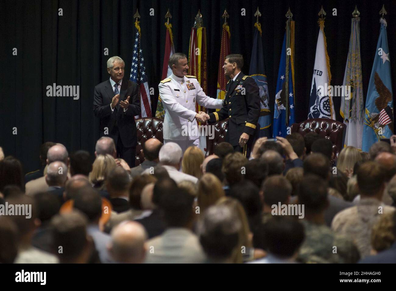 SOCOM change of command ceremony 140828 Stock Photo