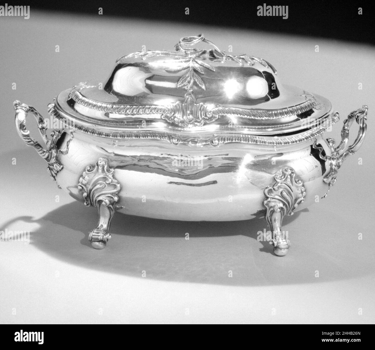 Tureen with cover 18th century Probably by William Homer. Tureen with